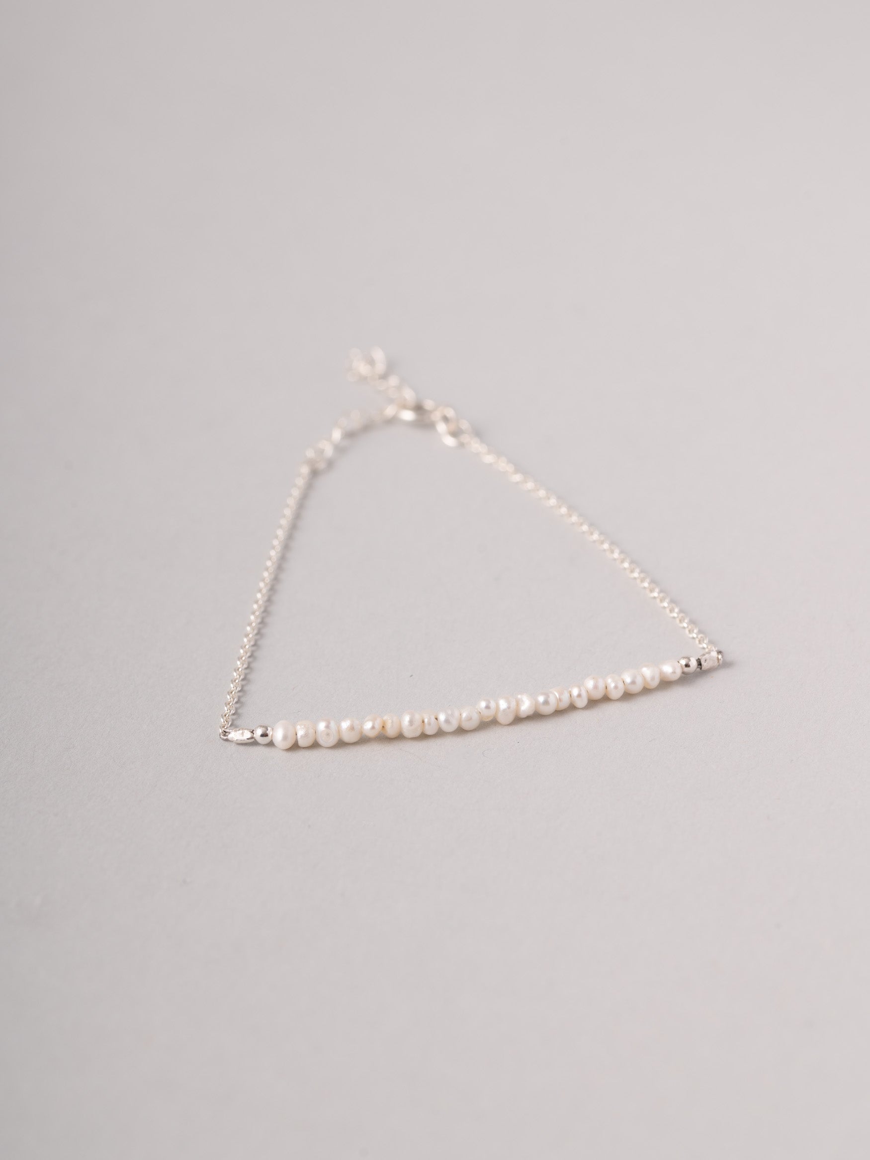 Pearl Mini Beads Bracelet - Forgotten Tribes