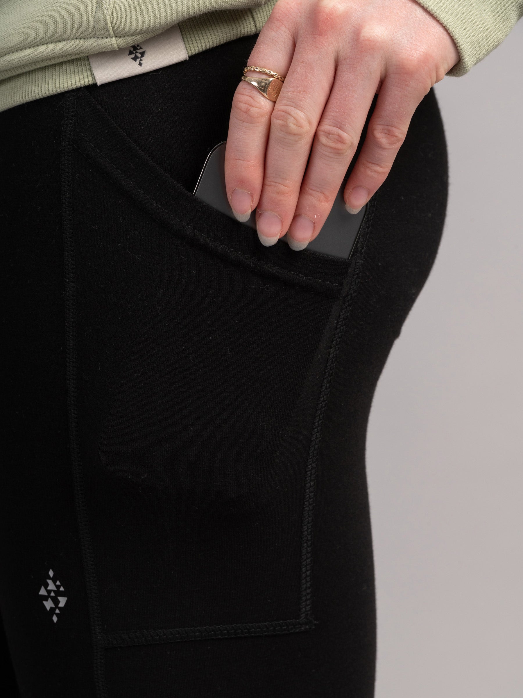 Islay - Bamboo Cotton Training Leggings - Forgotten Tribes
