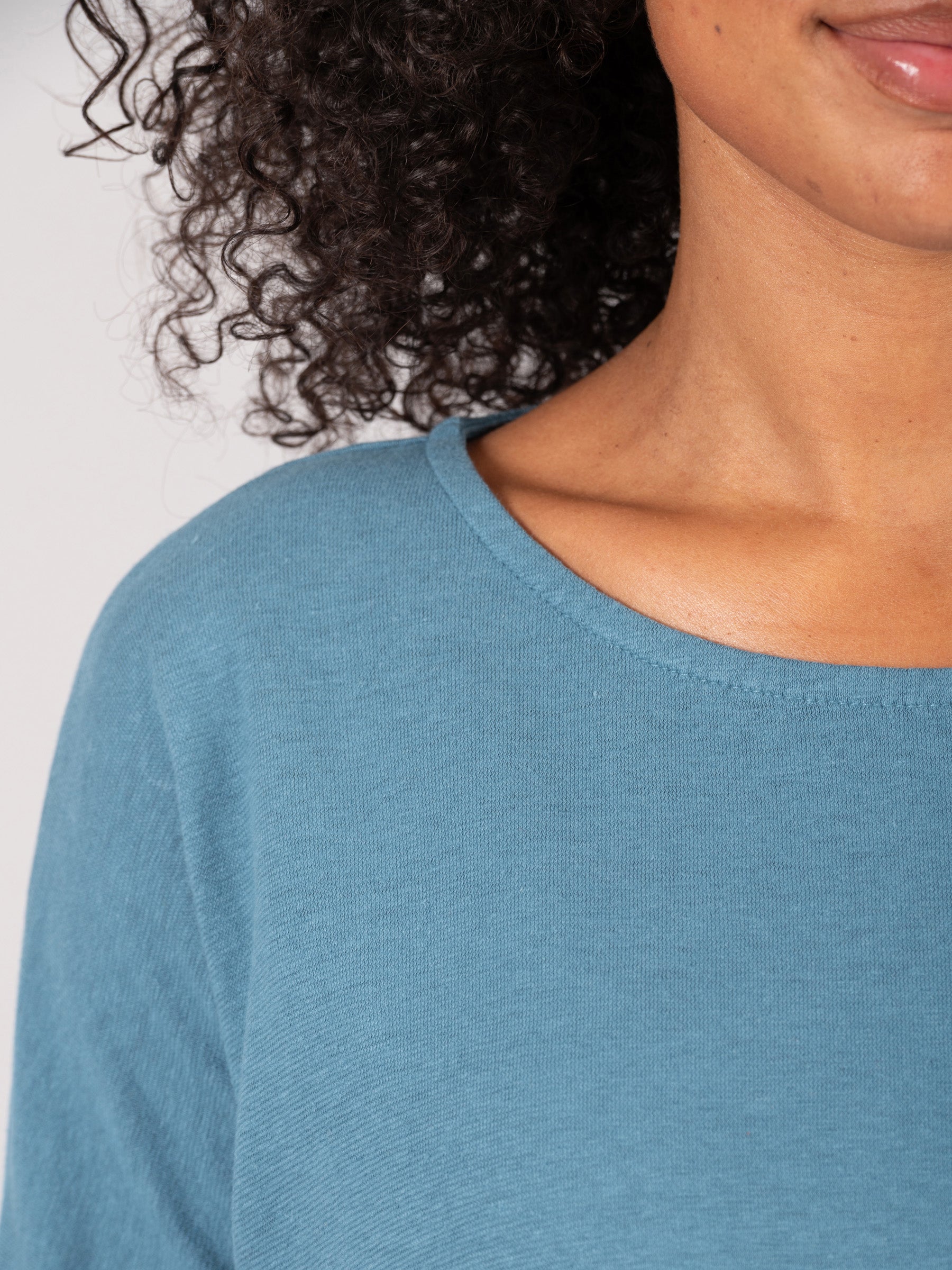 Hemp Organic Cotton Cropped Sleeve T-Shirt - Forgotten Tribes