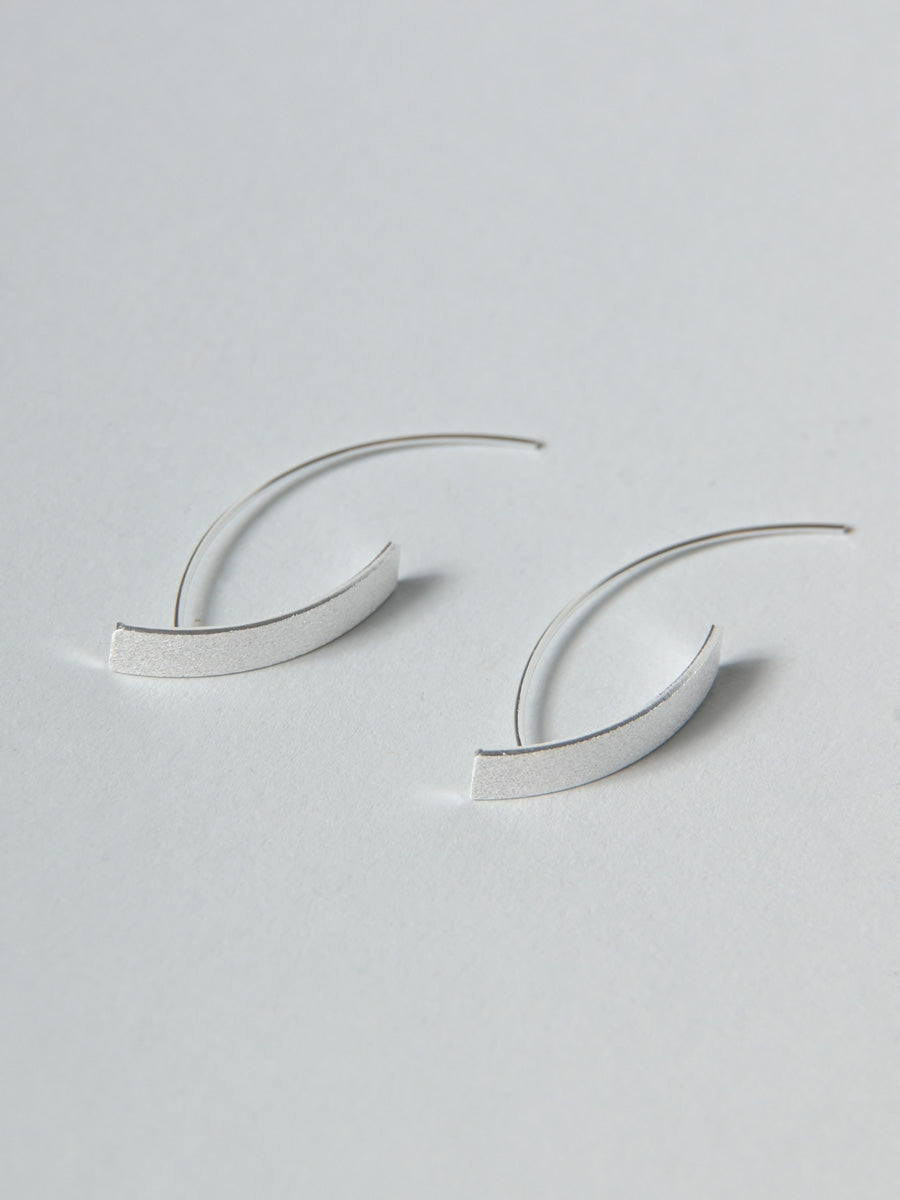 Sterling Silver Thread Through Curved Bar Earrings - Forgotten Tribes