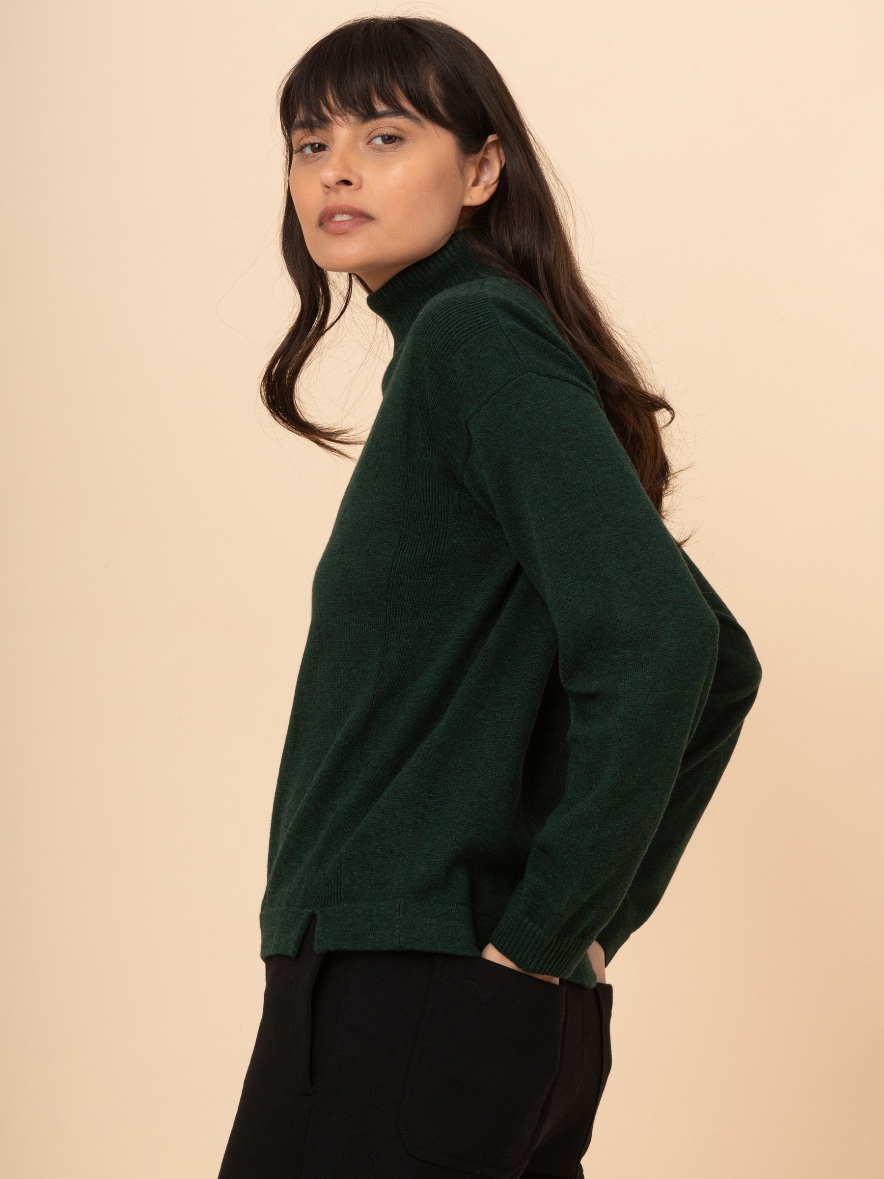 Kume - Cotton Cashmere Blend Turtle Neck Sweater