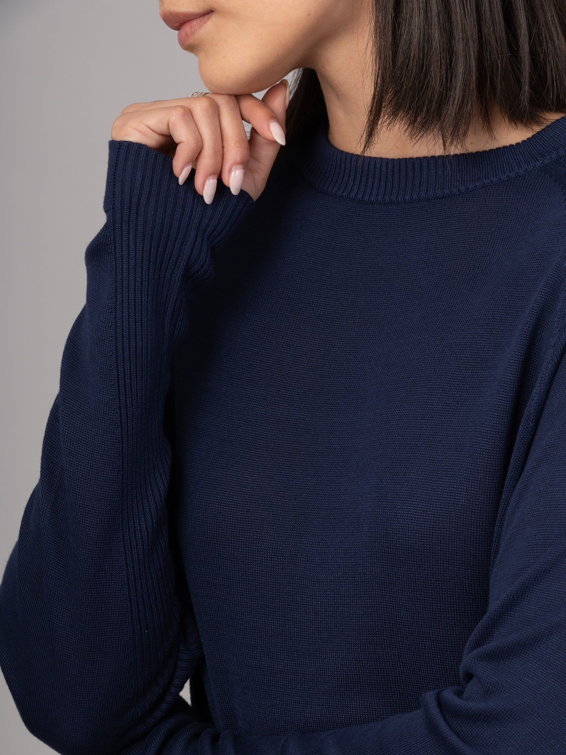 Anthea - Bamboo Viscose Raglan Sweater